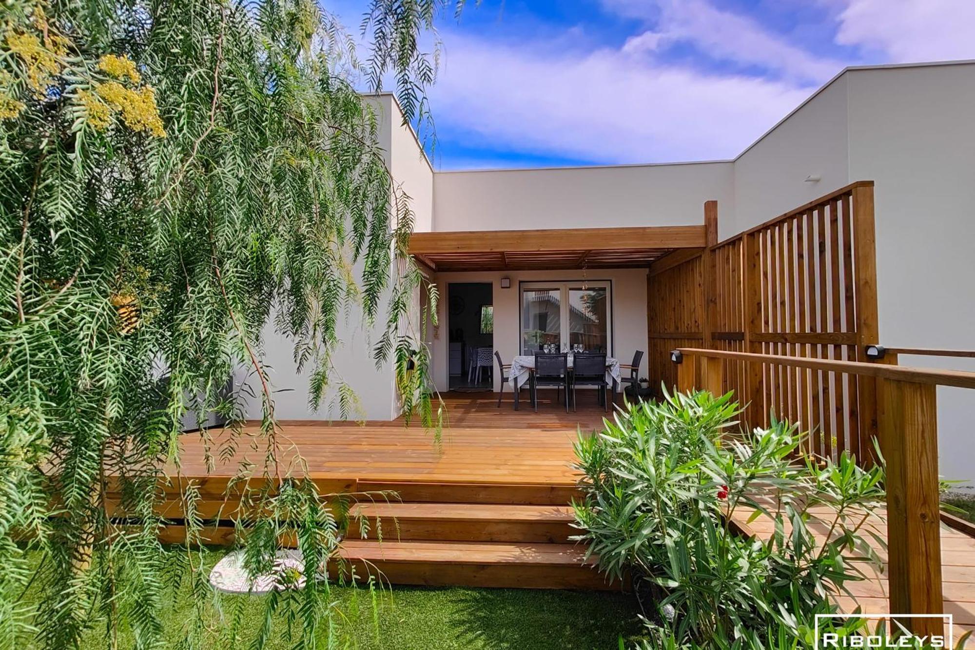 Villa T3 Climatisee En Residence Avec Piscine Vias Zewnętrze zdjęcie