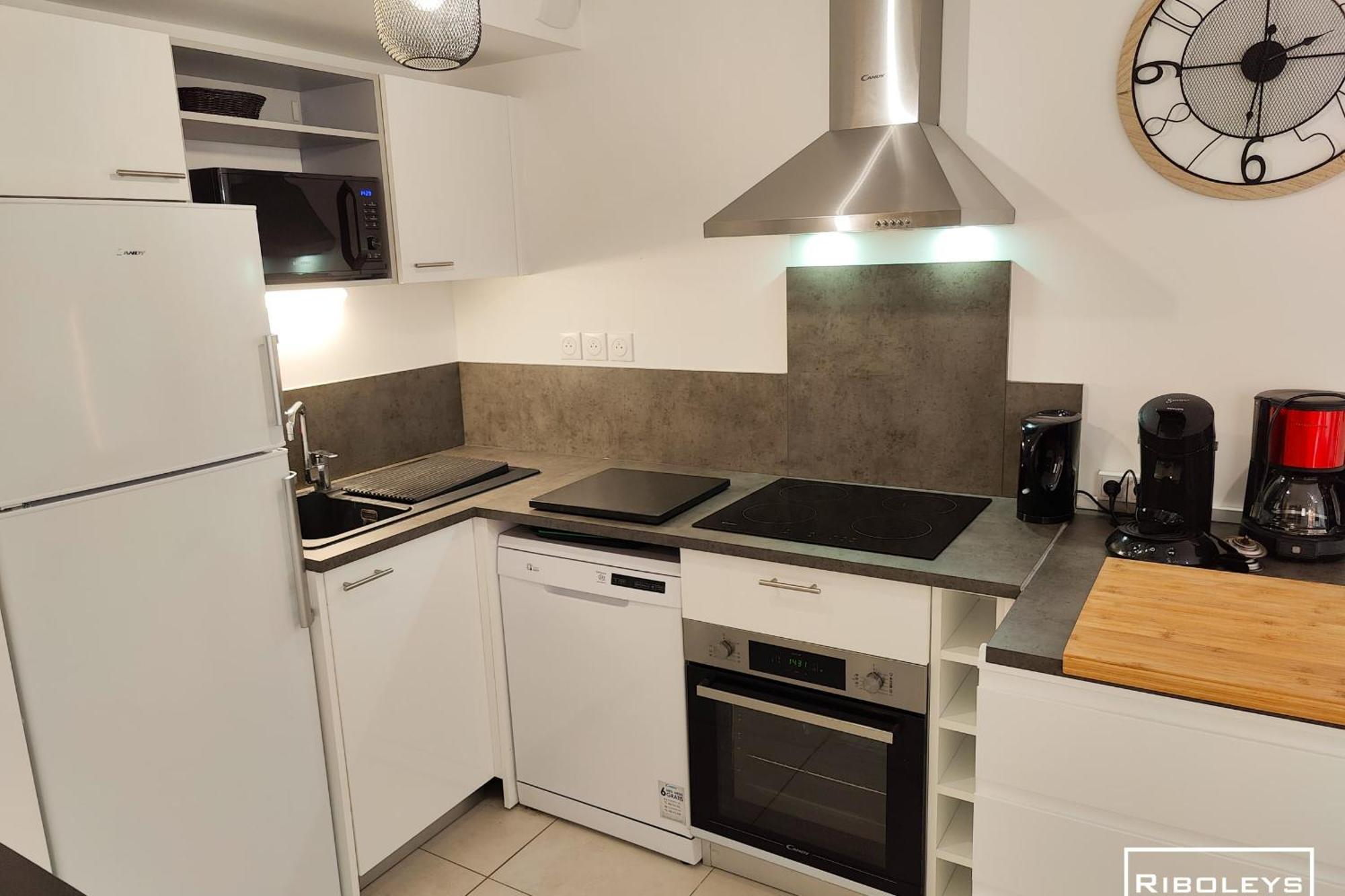 Villa T3 Climatisee En Residence Avec Piscine Vias Zewnętrze zdjęcie