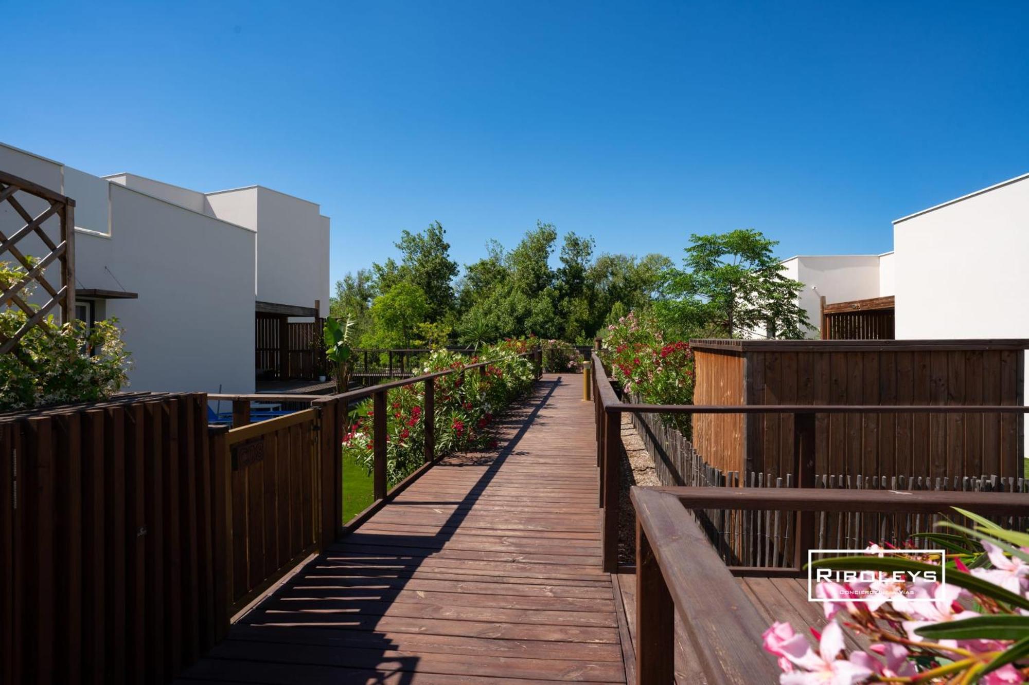 Villa T3 Climatisee En Residence Avec Piscine Vias Zewnętrze zdjęcie